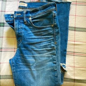 Summer blue jeans by Madewell
